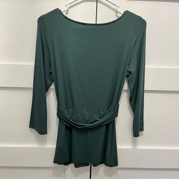Boden faux wrap top solid hunter green size US 8 - Picture 2 of 4